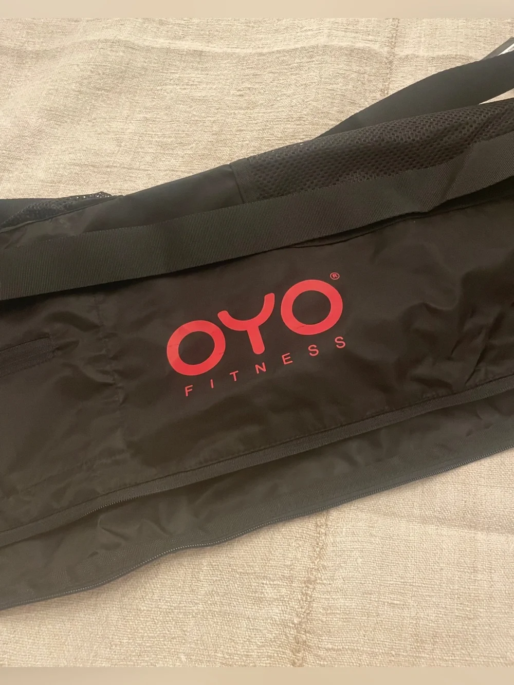 OYO Fitness Black Gym Duffel Bag Carry-All Shoulder Tote Workout Yoga Bag NWT